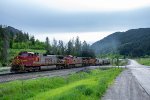 BNSF 4719 leads a grain train up Bozeman Pass